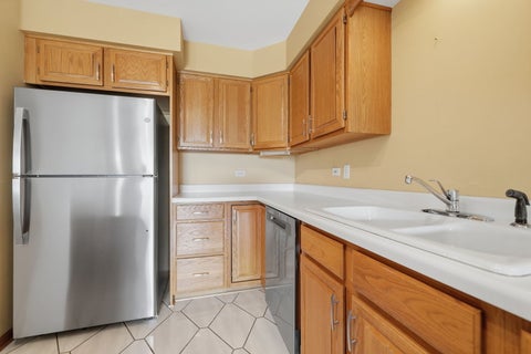 Tiny photo for 7420 W Lawrence Avenue #409, Harwood Heights, IL 60706 (MLS # 12682088)