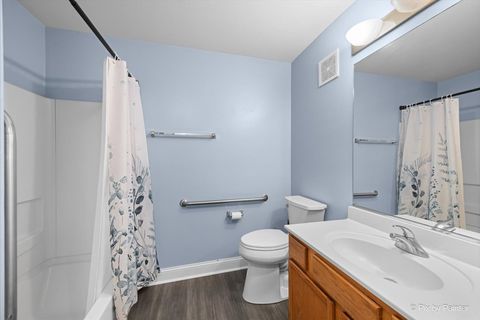 Tiny photo for 605 BARRINGTON Avenue #222, East Dundee, IL 60118 (MLS # 12583786)