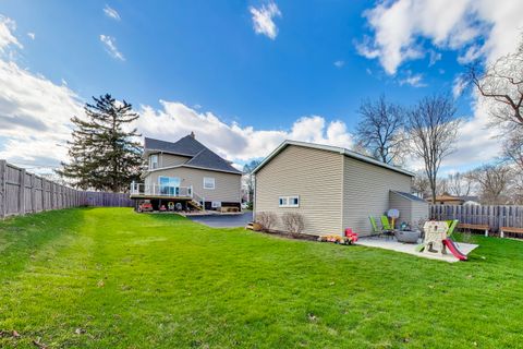 Tiny photo for 631 S Hale Street, Wheaton, IL 60187 (MLS # 12670468)