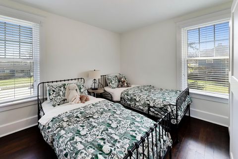 Tiny photo for 631 S Hale Street, Wheaton, IL 60187 (MLS # 12670468)