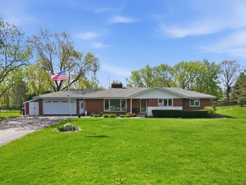 Photo of 13 Wild Cherry Lane, Palos Park, IL 60464 (MLS # 12626073)