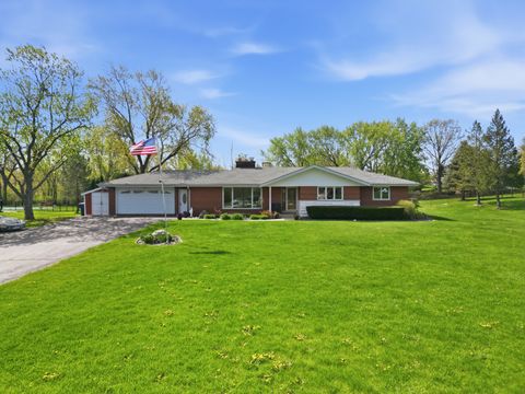 Photo of 13 Wild Cherry Lane, Palos Park, IL 60464 (MLS # 12626073)