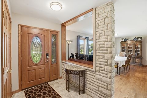 Tiny photo for 13 Wild Cherry Lane, Palos Park, IL 60464 (MLS # 12626073)