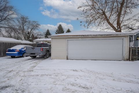 Tiny photo for 2042 GIDEON Avenue, Zion, IL 60099 (MLS # 12558625)