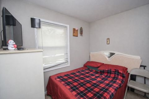 Tiny photo for 2042 GIDEON Avenue, Zion, IL 60099 (MLS # 12558625)