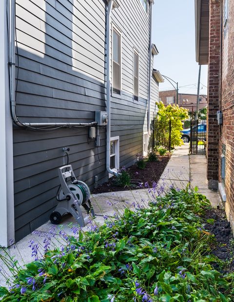 Tiny photo for 3834 N Drake Avenue, Chicago, IL 60618 (MLS # 12589594)