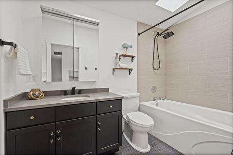 Tiny photo for 3834 N Drake Avenue, Chicago, IL 60618 (MLS # 12589594)