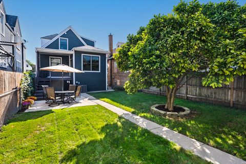 Tiny photo for 3834 N Drake Avenue, Chicago, IL 60618 (MLS # 12589594)