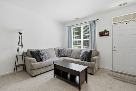 Tiny photo for 185 Springbrook Trail S, Oswego, IL 60543 (MLS # 12676614)