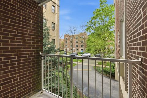 Tiny photo for 1310 Maple Avenue #2C, Evanston, IL 60201 (MLS # 12628620)