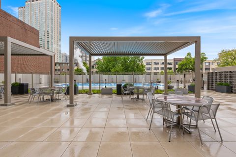 Tiny photo for 555 W Cornelia Avenue #1904, Chicago, IL 60657 (MLS # 12412542)