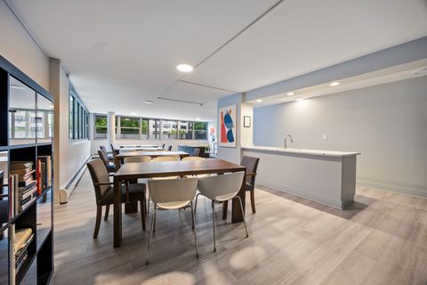 Tiny photo for 555 W Cornelia Avenue #1904, Chicago, IL 60657 (MLS # 12412542)