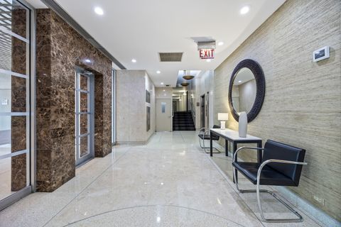 Tiny photo for 555 W Cornelia Avenue #1904, Chicago, IL 60657 (MLS # 12412542)