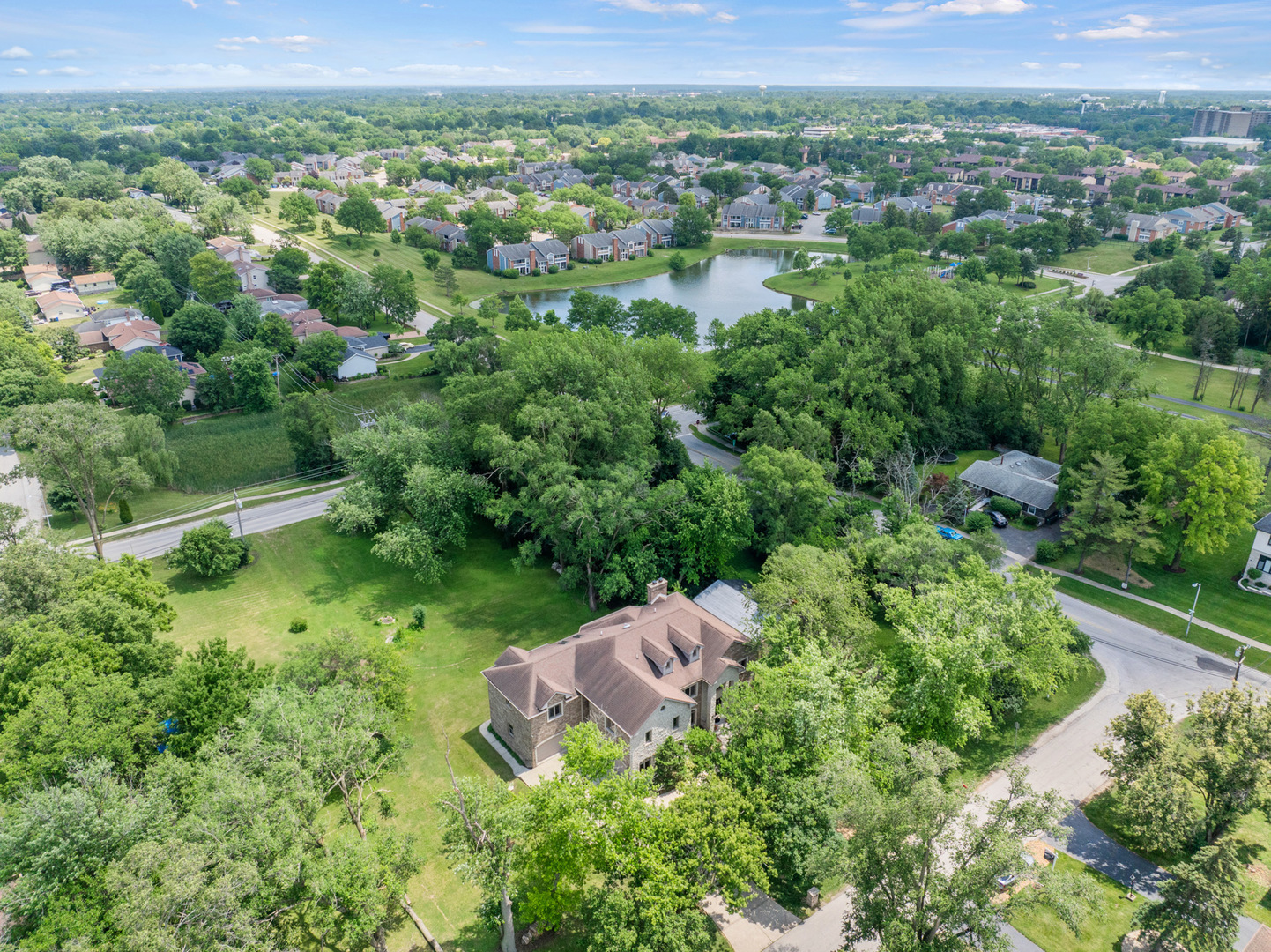 5828 Clarendon Hills Road
