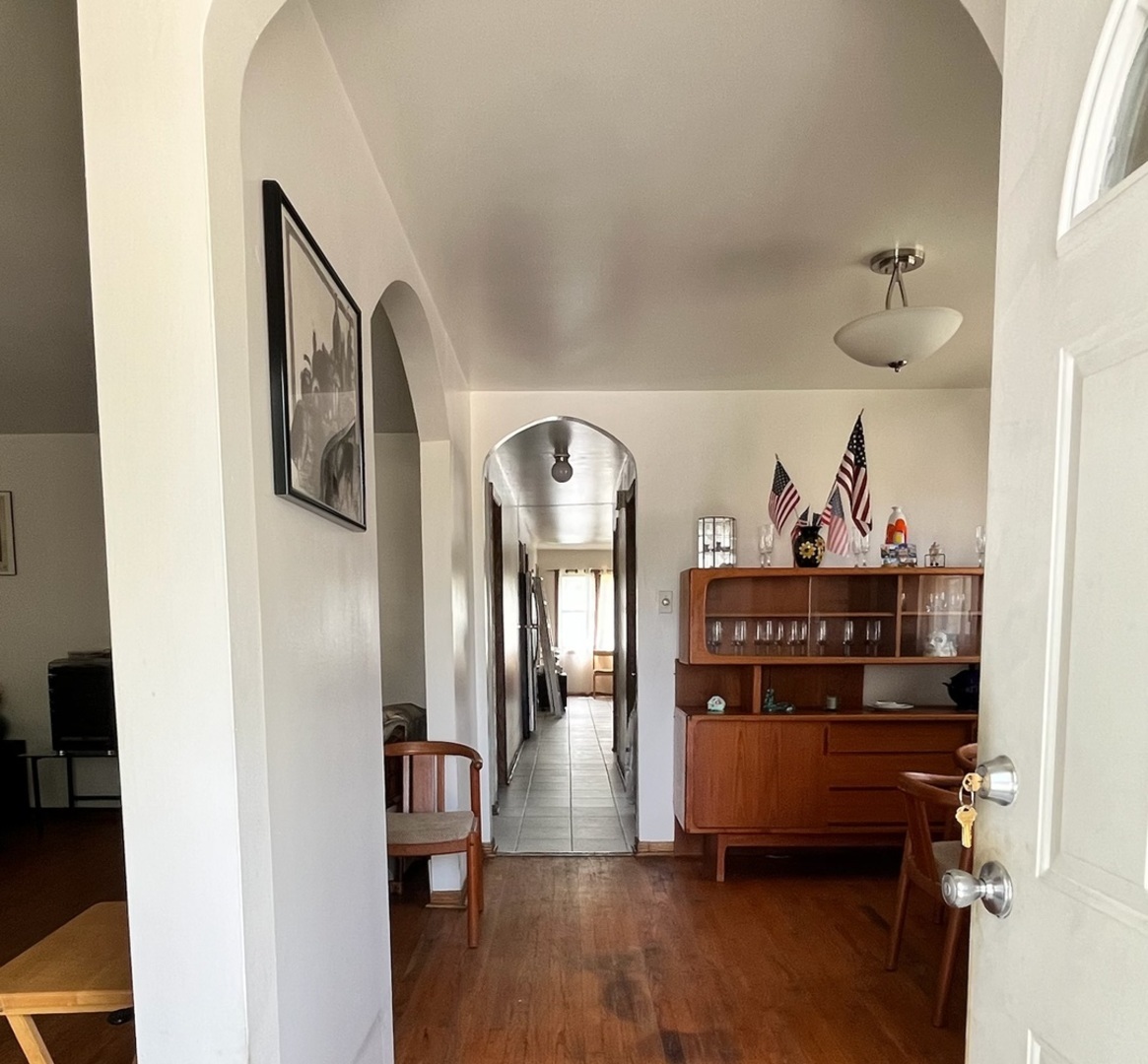 3649 W 56th Place