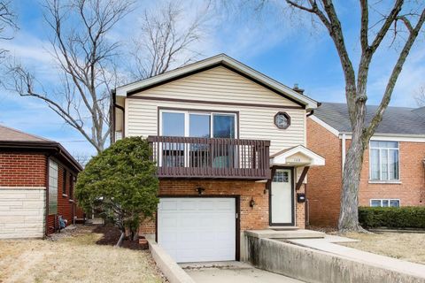 Tiny photo for 1220 N Maple Avenue, La Grange Park, IL 60526 (MLS # 12556674)