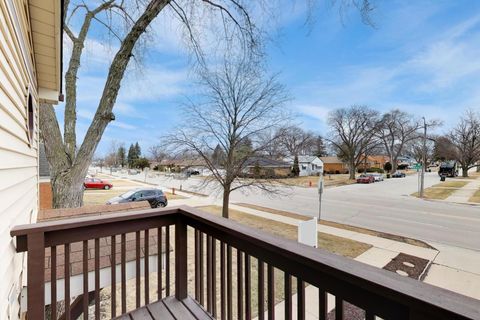 Tiny photo for 1220 N Maple Avenue, La Grange Park, IL 60526 (MLS # 12556674)