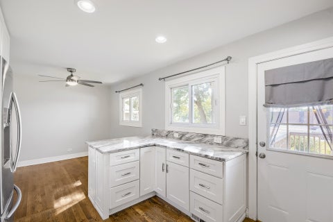 Tiny photo for 2050 Shepard Road, Hoffman Estates, IL 60169 (MLS # 12761026)