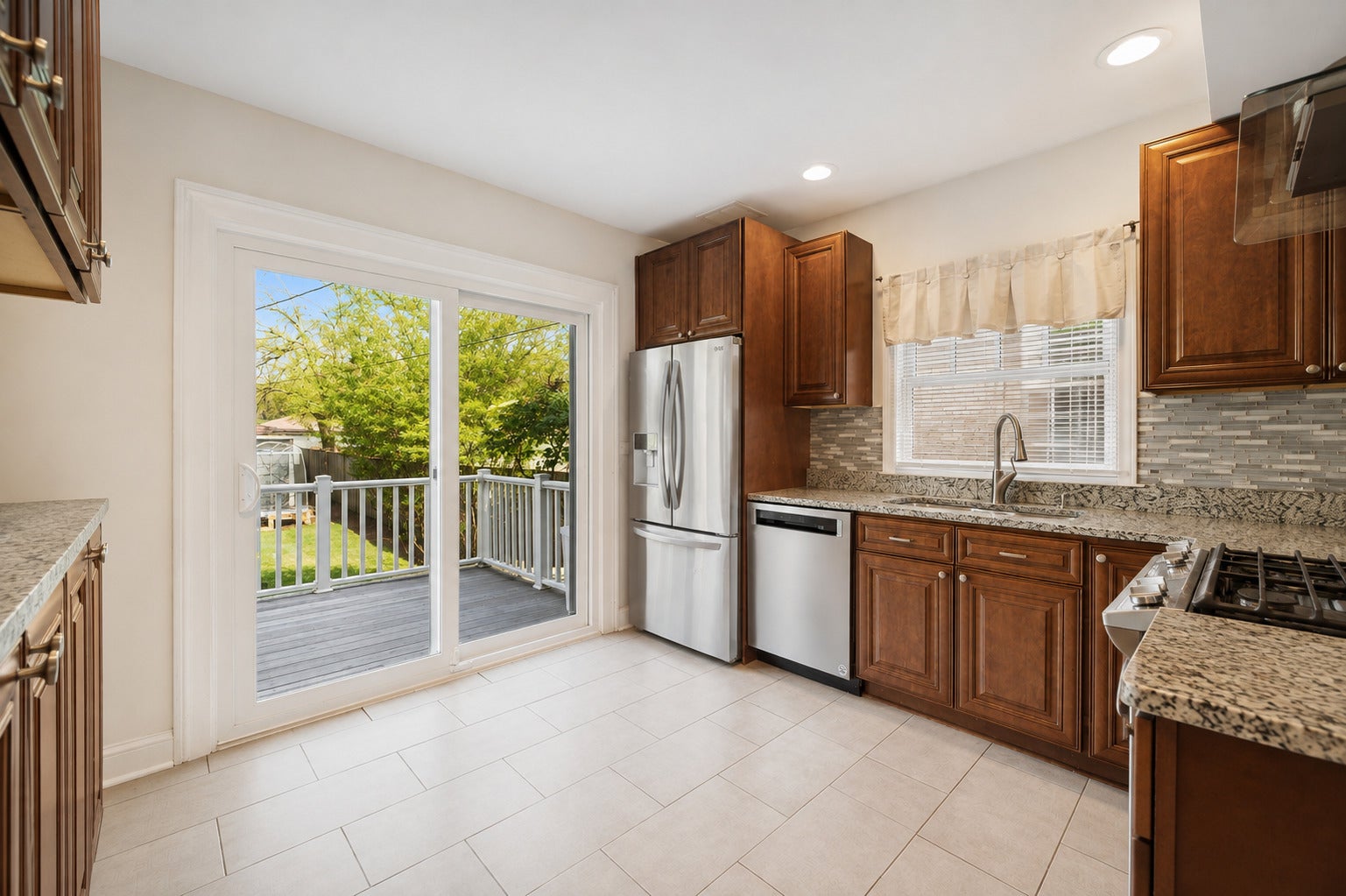 2659 Lincolnwood Drive