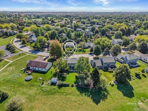 Tiny photo for 135 Chesterfield Drive, Oswego, IL 60543 (MLS # 12472672)