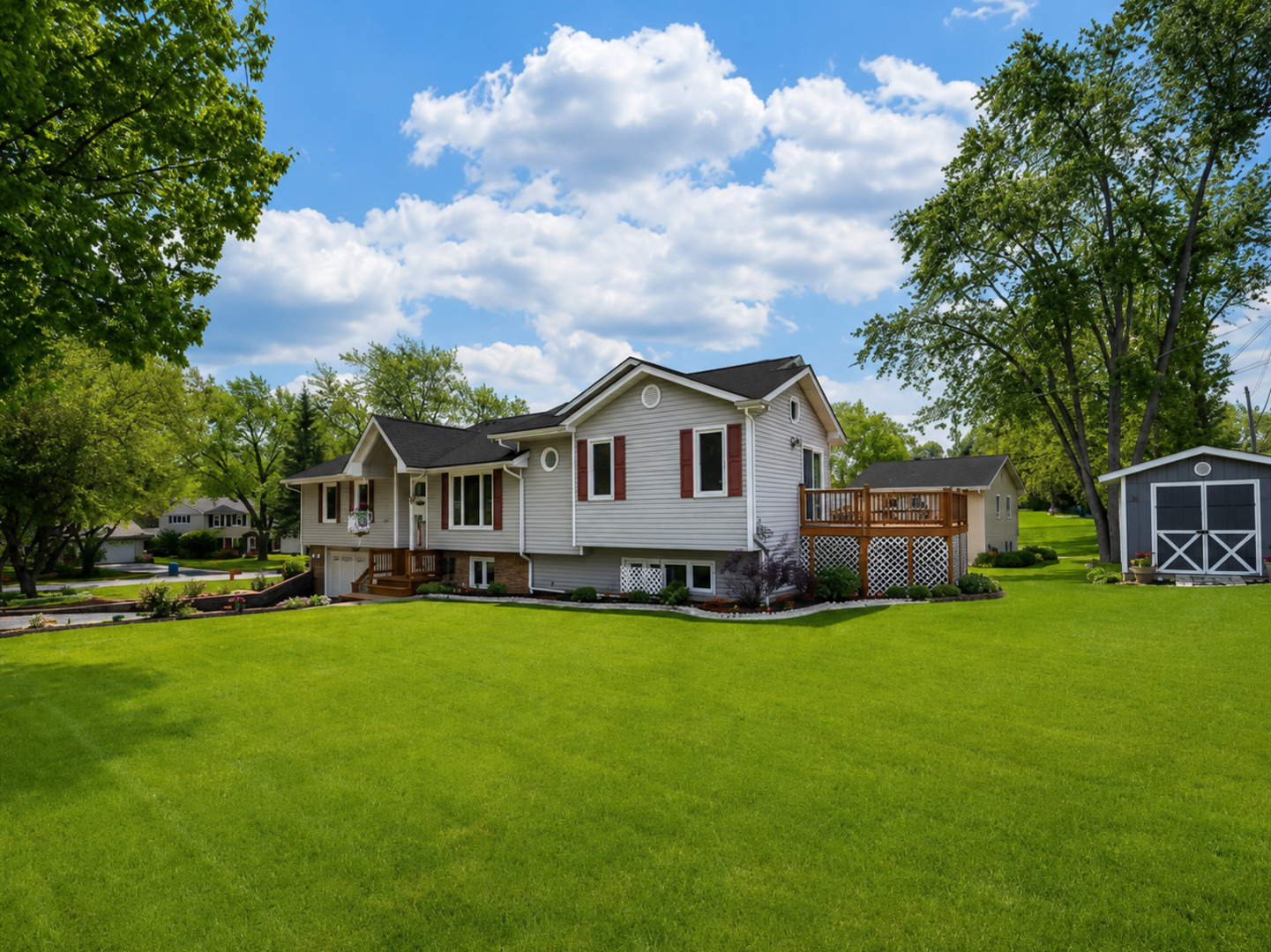 110 Oakwood Lane