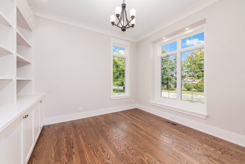 Tiny photo for 2301 Farrell Avenue, Park Ridge, IL 60068 (MLS # 12660557)