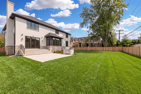 Tiny photo for 2301 Farrell Avenue, Park Ridge, IL 60068 (MLS # 12660557)