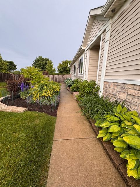 Tiny photo for 15743 Cove Circle, Plainfield, IL 60544 (MLS # 12547650)