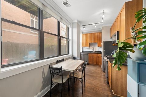Tiny photo for 4144 N Sheridan Road #109, Chicago, IL 60613 (MLS # 12625426)