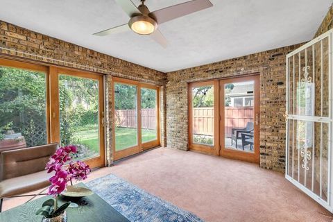 Tiny photo for 6020 N Landers Avenue, Chicago, IL 60646 (MLS # 12585324)
