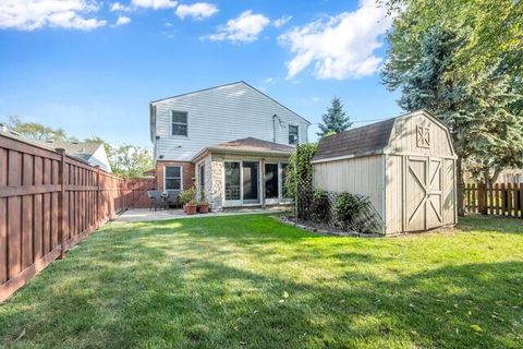 Tiny photo for 6020 N Landers Avenue, Chicago, IL 60646 (MLS # 12585324)