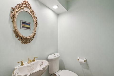 Tiny photo for 250 Wilshire Road, Lake Forest, IL 60045 (MLS # 12645941)