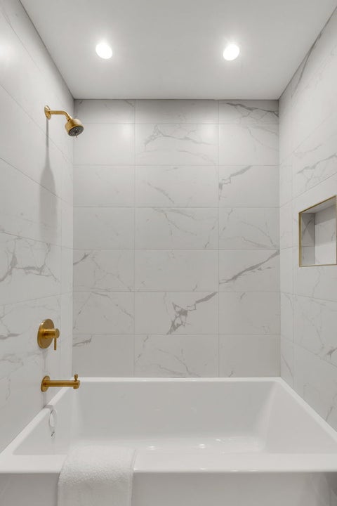 Tiny photo for 3204 N Kostner Avenue #404, Chicago, IL 60641 (MLS # 12773956)