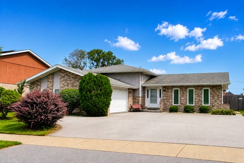 Photo of 19255 Bernadine Street, Lansing, IL 60438 (MLS # 12762827)