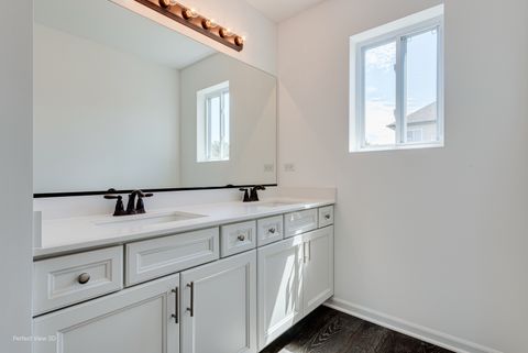 Tiny photo for 25864 W Ravine Woods Drive, Channahon, IL 60410 (MLS # 12609696)