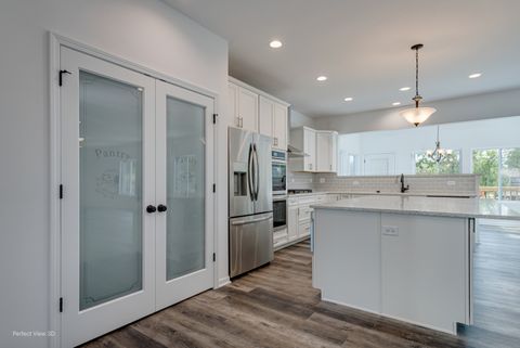 Tiny photo for 25864 W Ravine Woods Drive, Channahon, IL 60410 (MLS # 12609696)