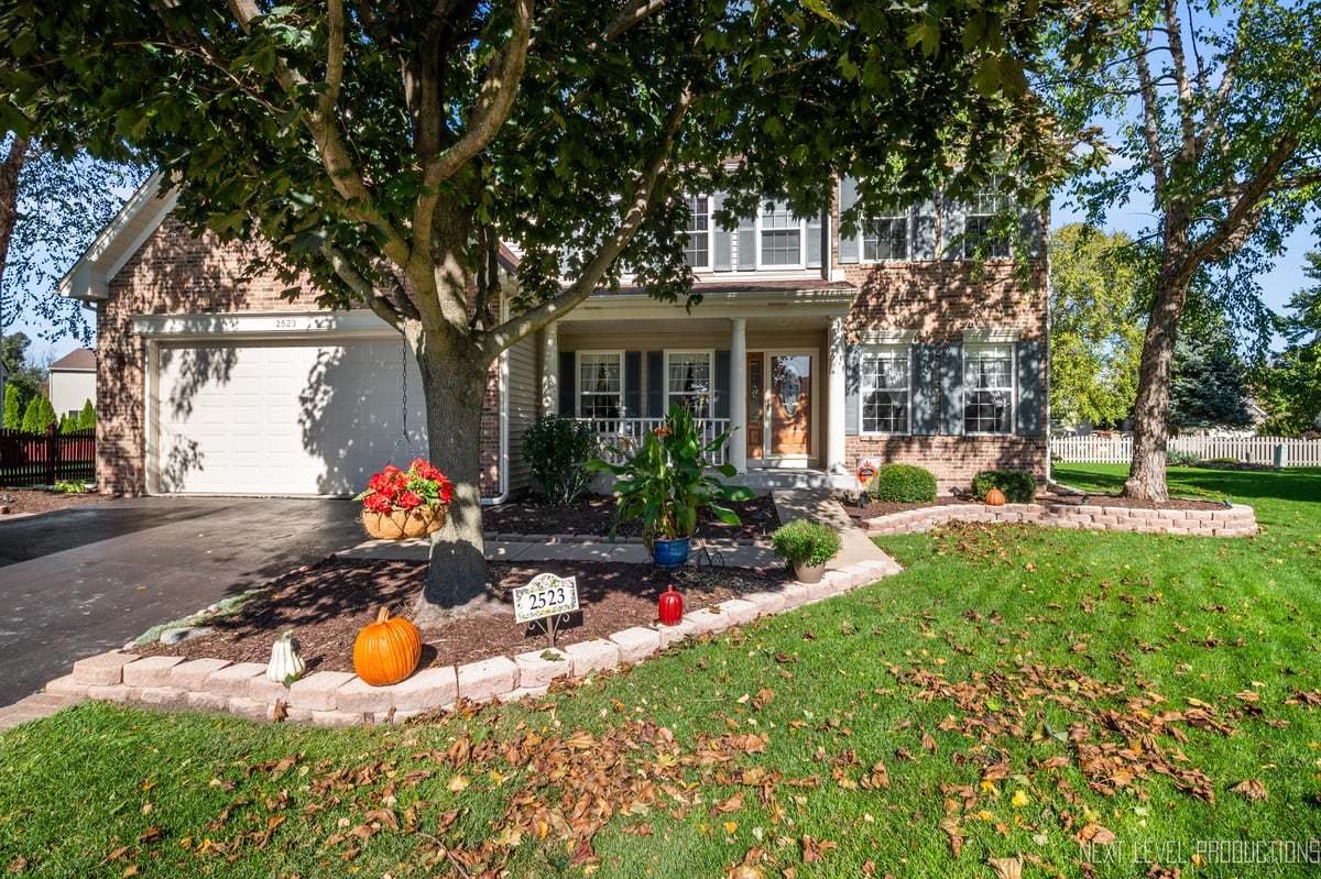 2523 Briarwood Court