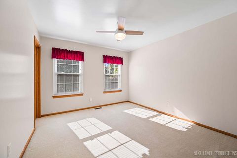 Tiny photo for 2523 Briarwood Court, Aurora, IL 60506 (MLS # 12480608)