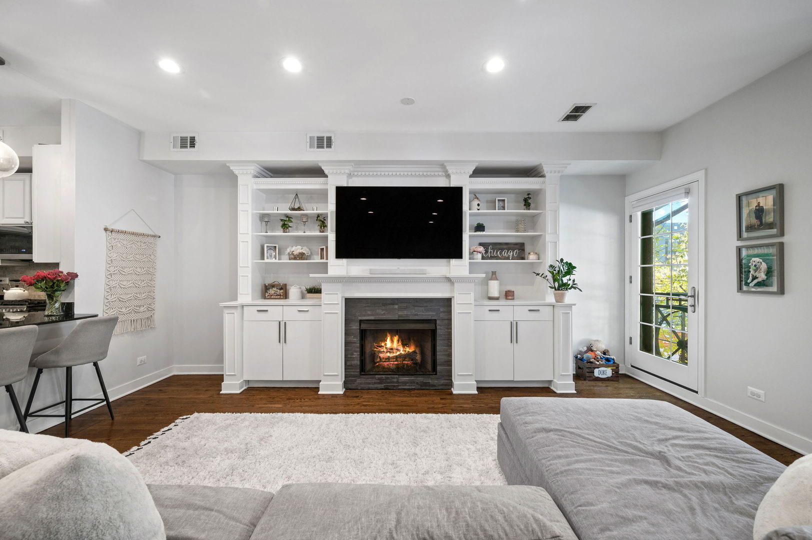 817 W Superior Street 2