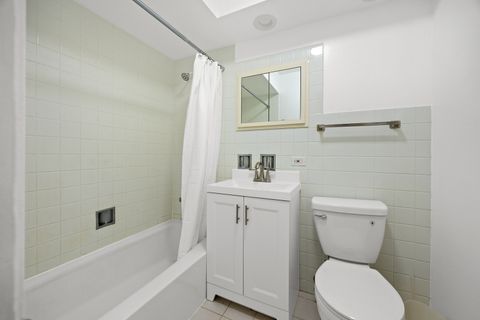 Tiny photo for 301 Chicago Avenue #3CW, Oak Park, IL 60302 (MLS # 12580115)