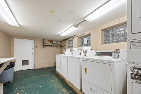 Tiny photo for 301 Chicago Avenue #3CW, Oak Park, IL 60302 (MLS # 12580115)