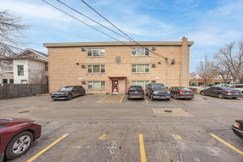 Tiny photo for 301 Chicago Avenue #3CW, Oak Park, IL 60302 (MLS # 12580115)