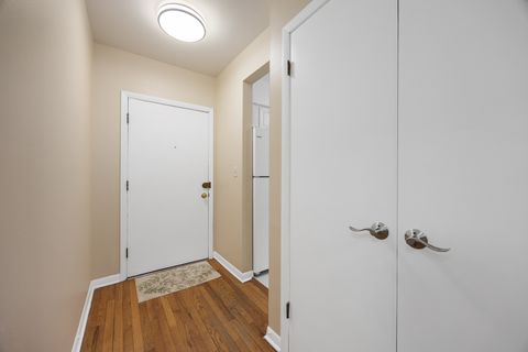 Tiny photo for 301 Chicago Avenue #3CW, Oak Park, IL 60302 (MLS # 12580115)