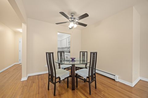 Tiny photo for 301 Chicago Avenue #3CW, Oak Park, IL 60302 (MLS # 12580115)