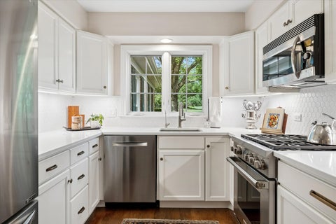 Tiny photo for 106 Carriage Road, North Barrington, IL 60010 (MLS # 12755975)