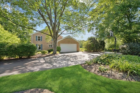 Tiny photo for 106 Carriage Road, North Barrington, IL 60010 (MLS # 12755975)