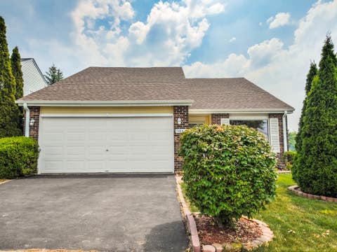 Photo of 7061 Yorkshire Drive, Woodridge, IL 60517 (MLS # 12677687)