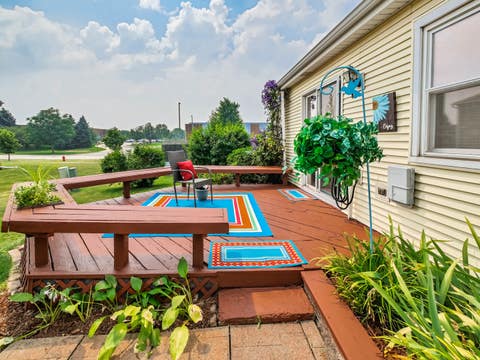 Tiny photo for 7061 Yorkshire Drive, Woodridge, IL 60517 (MLS # 12677687)