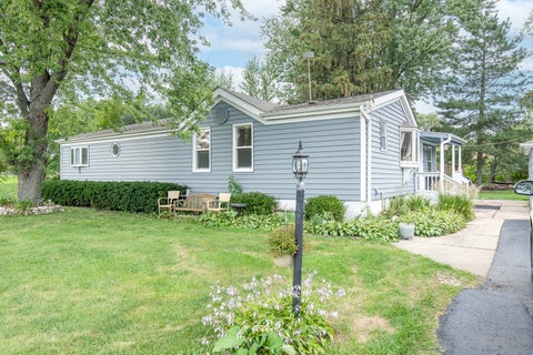 Tiny photo for 22144 W Cedar Drive, Antioch, IL 60002 (MLS # 12762333)