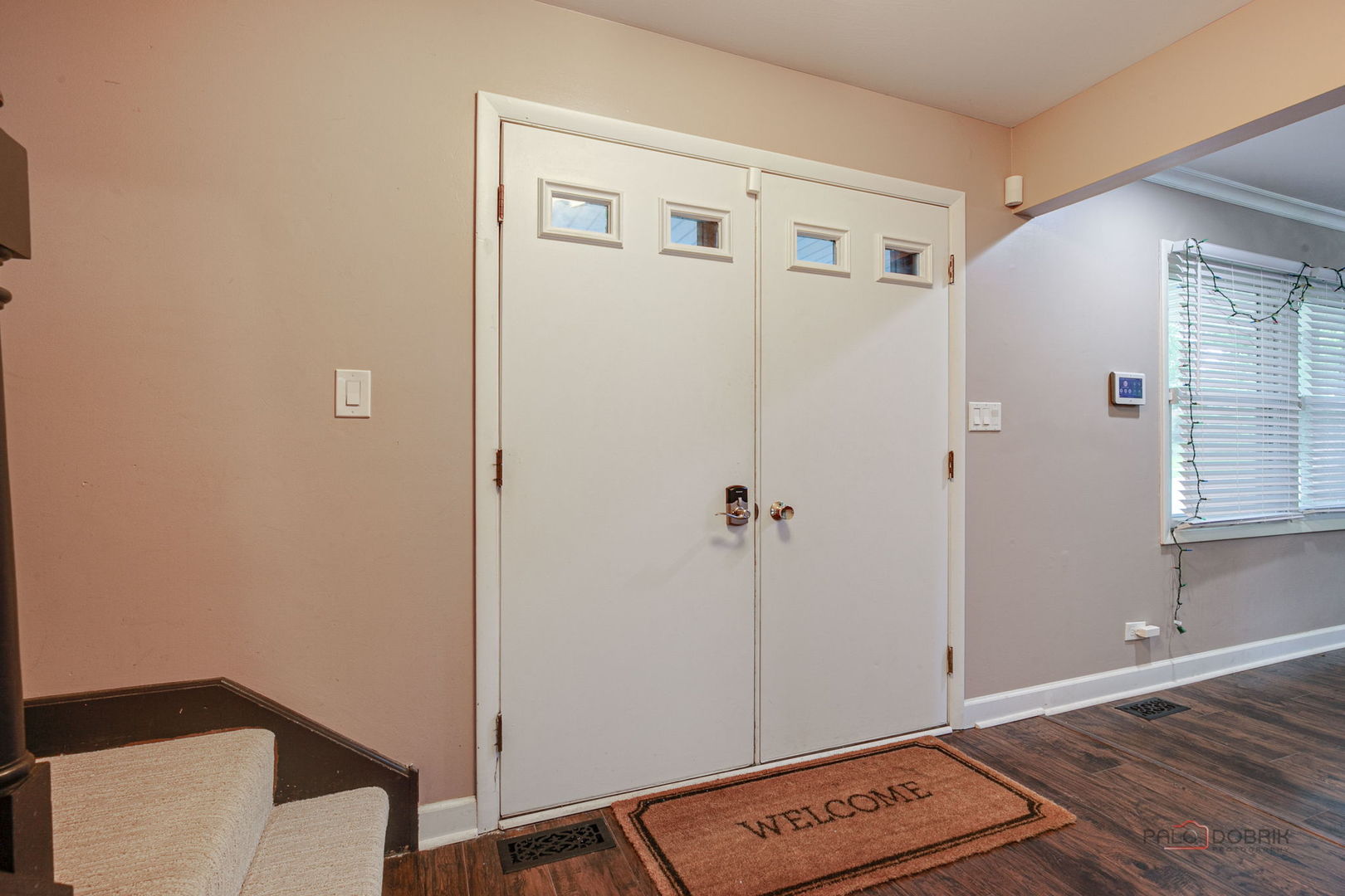 562 Applegate Lane